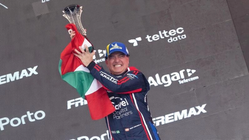 André Gaidzinski conquista pódio na Porsche Cup Brasil, em Interlagos — Foto_ Rafael Gagliano